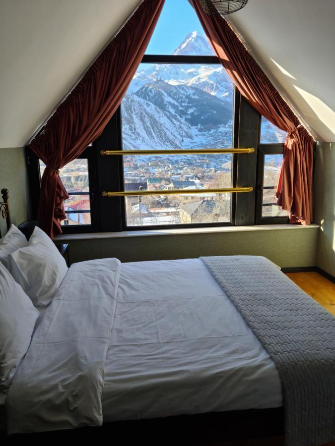 Hilltop Kazbegi Eksteriør billede