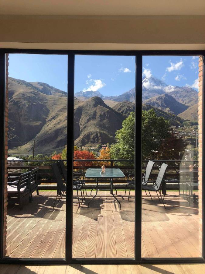 Hilltop Kazbegi Eksteriør billede